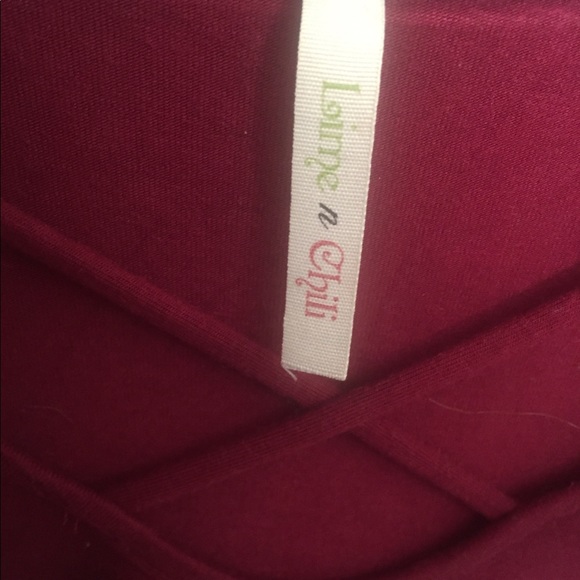 Burgundy outfit - Picture 4 of 4